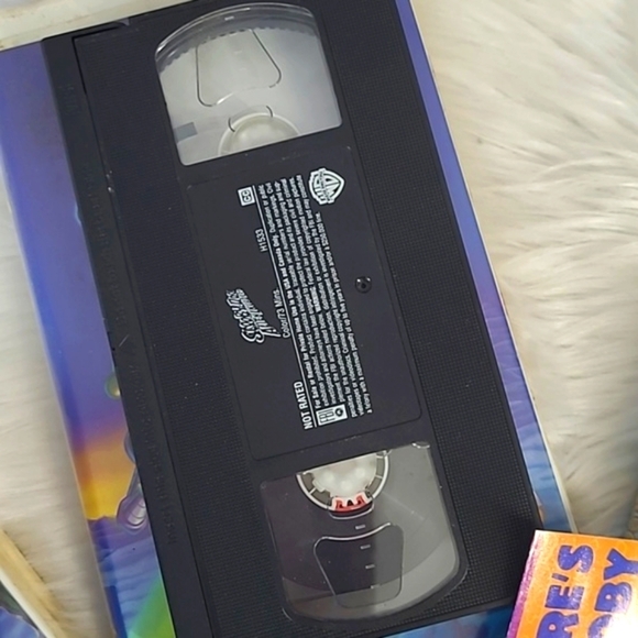 Scooby-Doo VHS Tape Movie Bundle Alien Invaders Zombie Island Winter Wonderdog - Picture 17 of 17